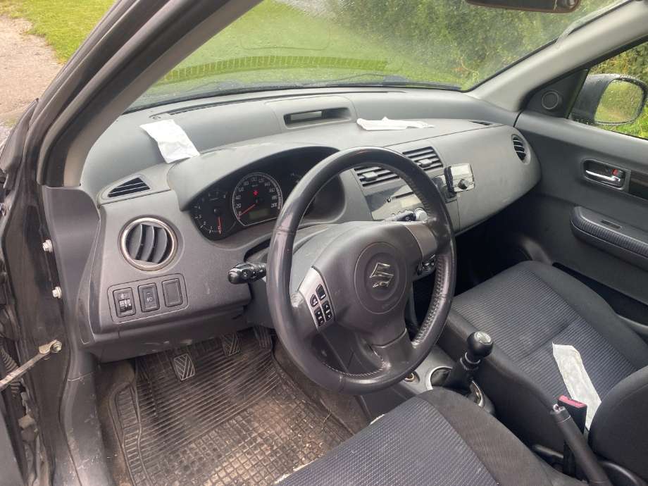 Suzuki Swift 2005-2010 , Motorkode: M13A, Girkassekode: 