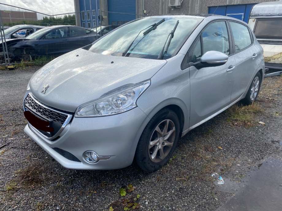 Peugeot 208 2012-2019 (Type I) , Motorkode: HMZ, Girkassekode: 