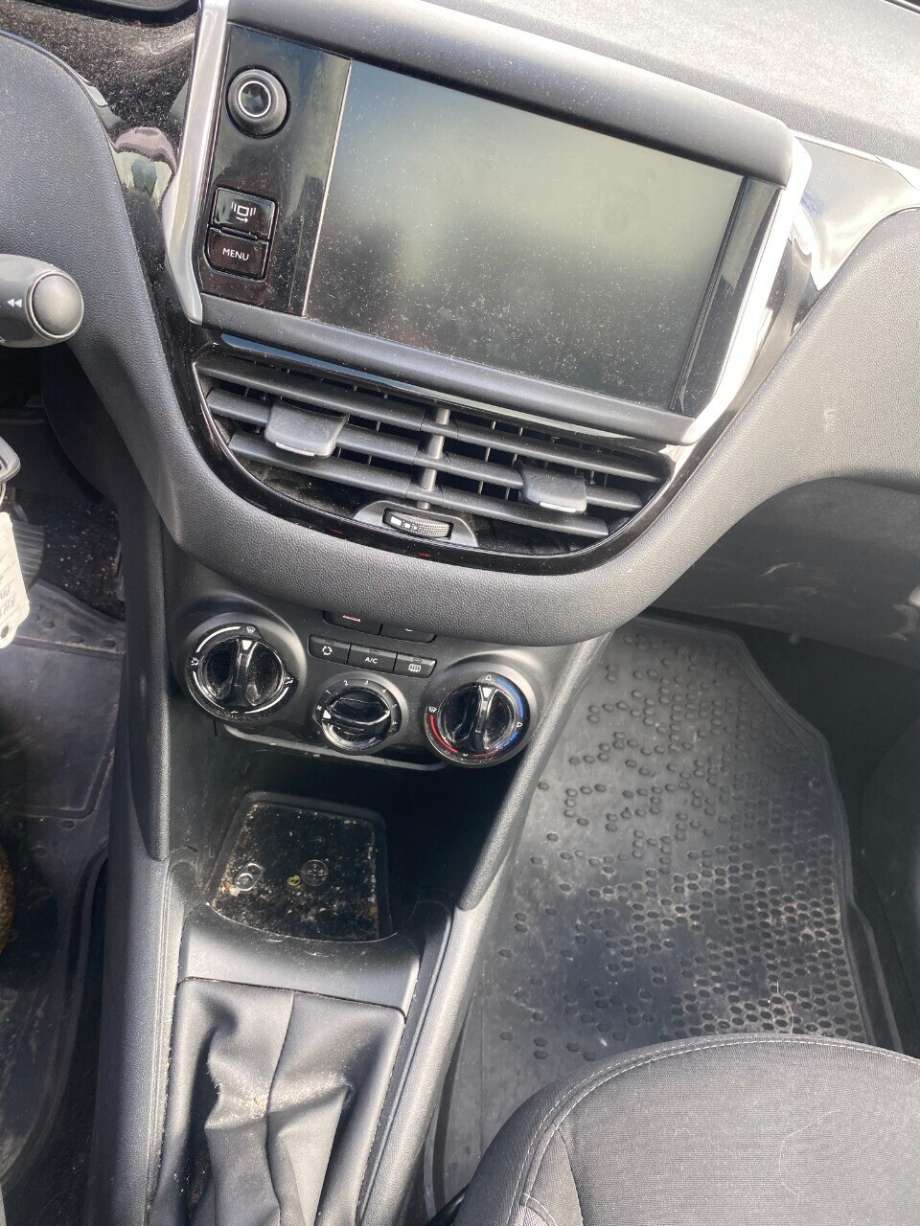 Peugeot 208 2012-2019 (Type I) , Motorkode: HMZ, Girkassekode: 