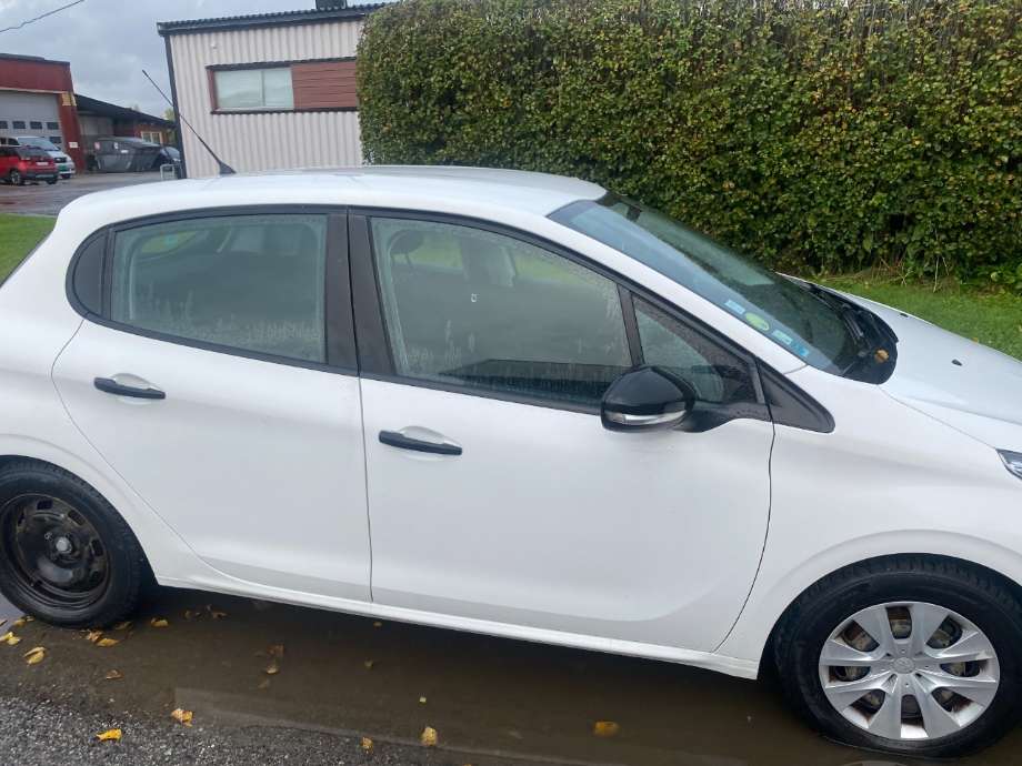 Peugeot 208 2012-2019 (Type I) , Motorkode: , Girkassekode: