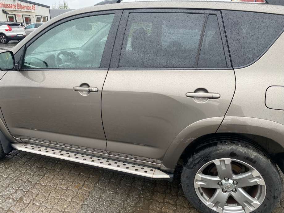 Toyota RAV4 2009-2013 (Type III, Fase 2) , Motorkode: 2AD-FHV, Girkassekode: