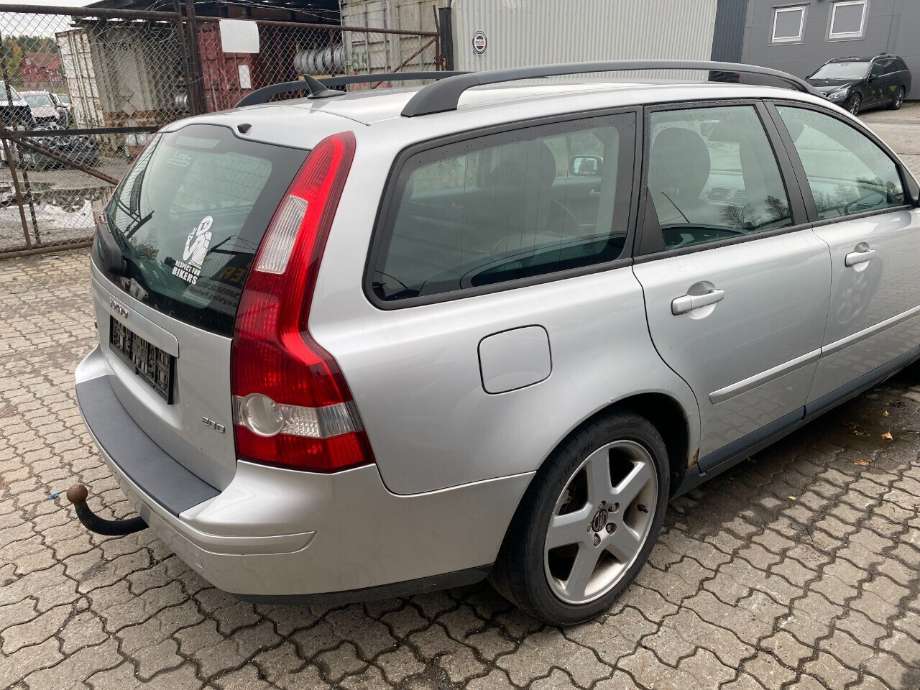 Volvo V50 2004-2007 (Fase 1) , Motorkode: D4204T, Girkassekode: 