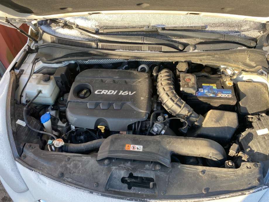 Hyundai i40 2012-2017 , Motorkode: D4FD, Girkassekode: 