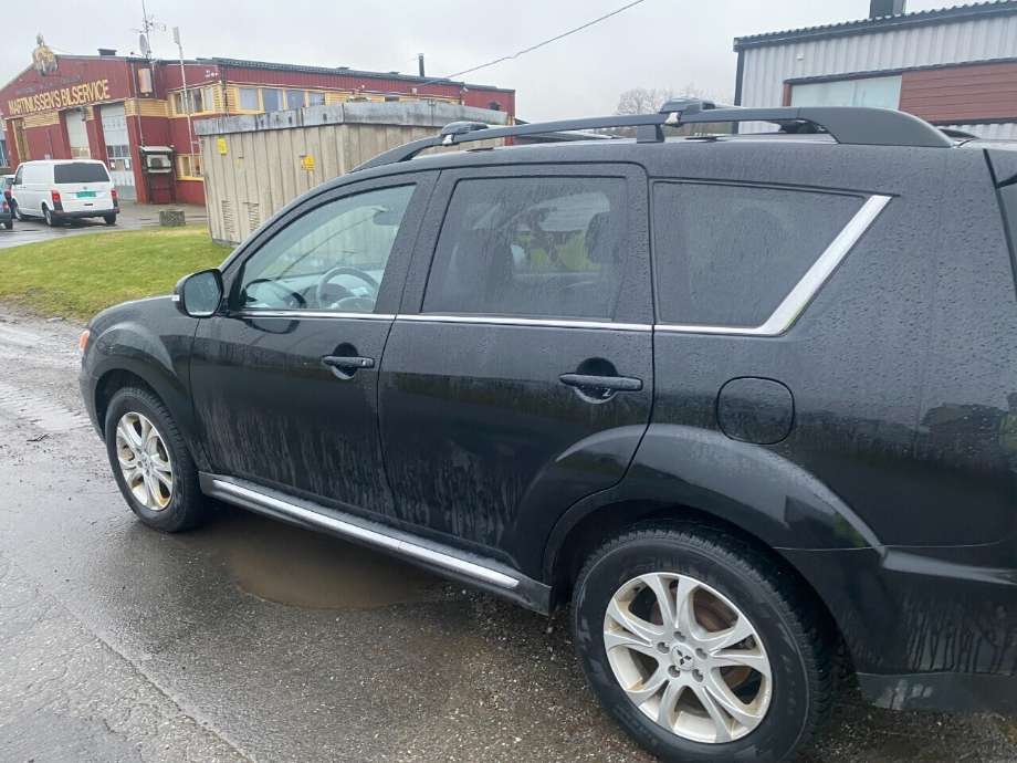 Mitsubishi Outlander 2010-2012 (Type II, Fase 2) , Motorkode: 4B12, Girkassekode: 