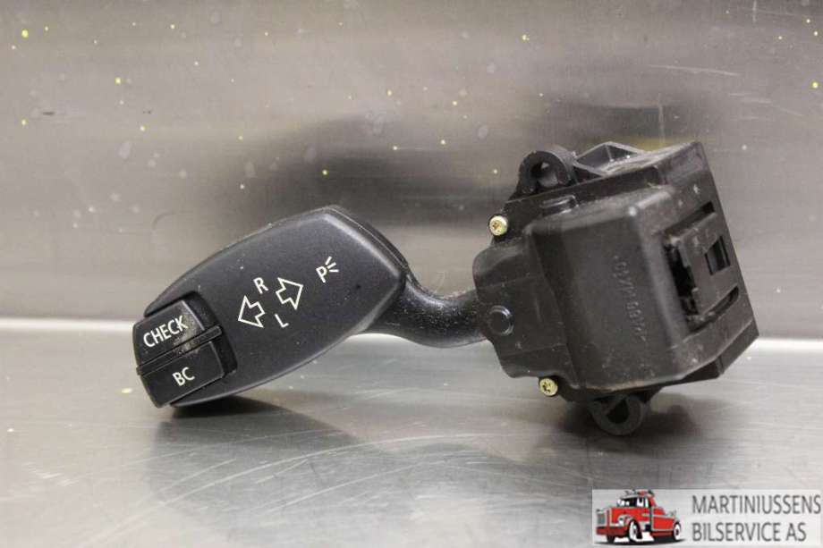Bryter blink til BMW 5-Serie 2003-2010 (E60/E61) (E60/E61) (BMW|6924103B|)
