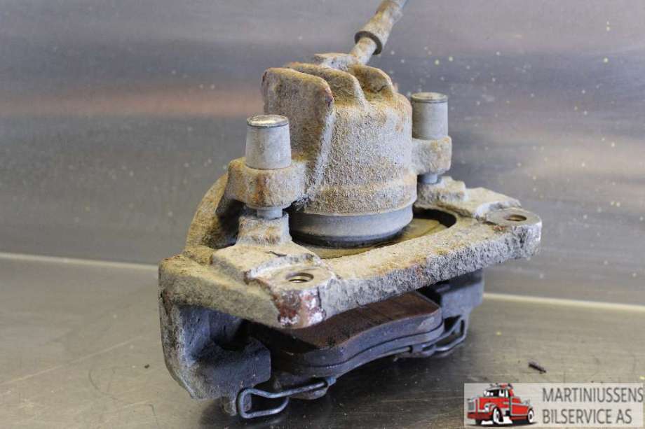 Bremsecaliper høyre foran til Volvo XC70 2005-2007 (Type I, Fase 2) (VOLVO|)