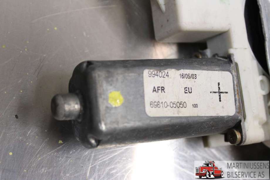 Ruteheis høyre til Toyota Avensis 2003-2008 (Type II) (TOYOTA|)