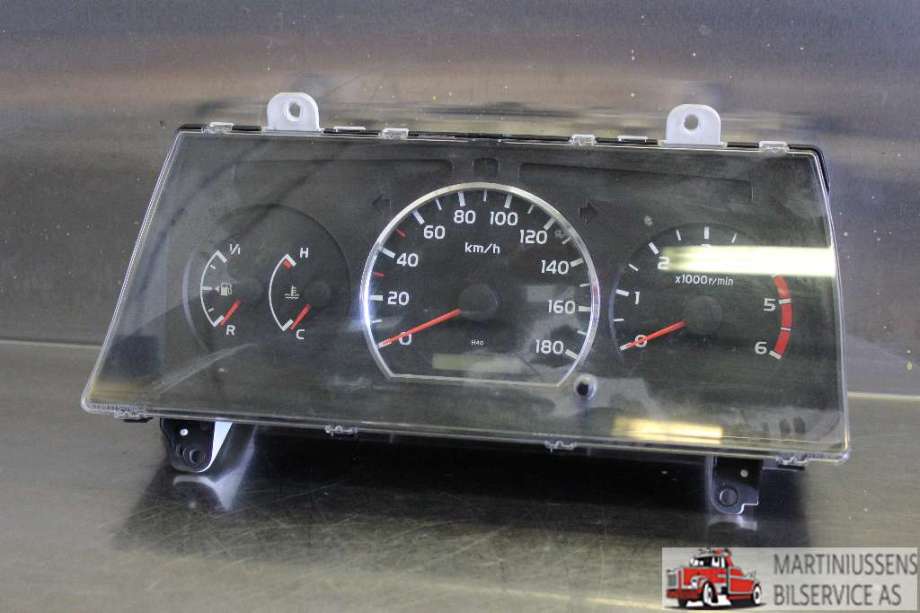 Speedometer til Toyota Hiace 2007-2012 (Fase 3) (TOYOTA|8380026D10|)
