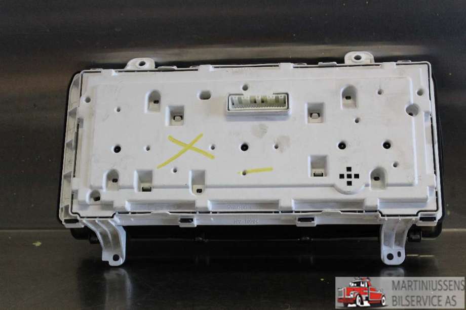 Speedometer til Toyota Hiace 2007-2012 (Fase 3) (TOYOTA|8380026D10|)