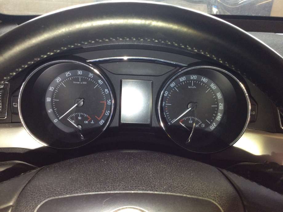 Speedometer til Škoda Superb, 2008-2015 (Type II)  (SKODA|3T1920841K)
