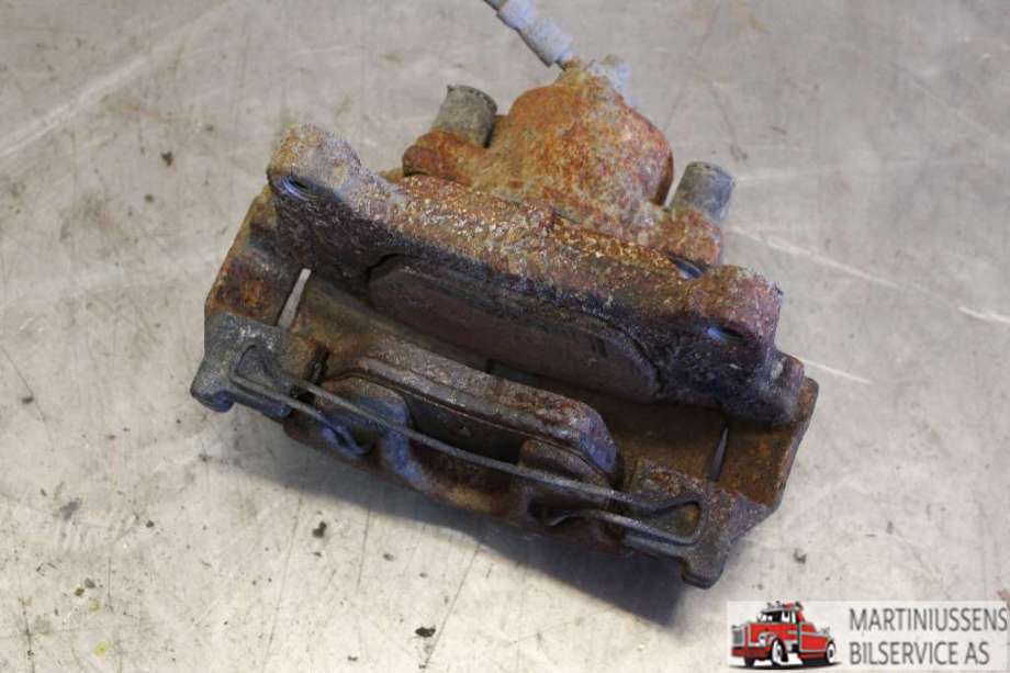 Bremsecaliper venstre foran til VW Passat 2011-2015 (B7) (B7)