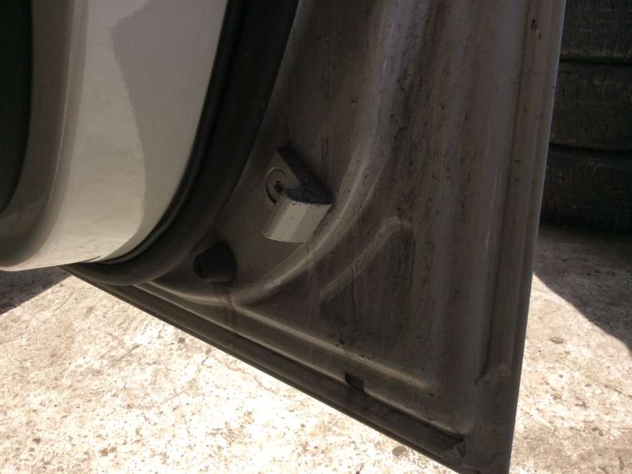 Dør høyre foran til BMW 3-Serie 2005-2011 (E90/E91/E92/E93) (E90/E91/E92/E93) (BMW|)