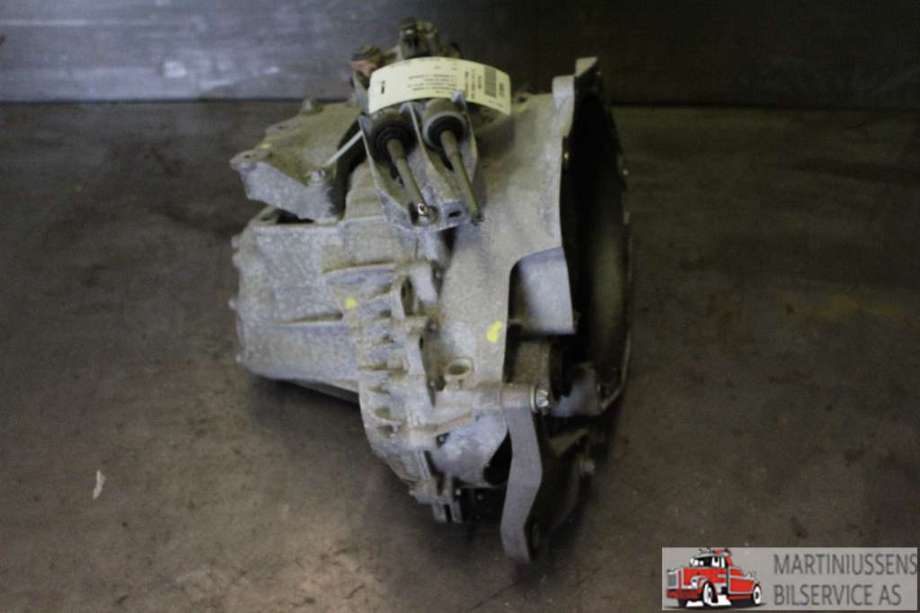 Girkasse manuell til Opel Corsa E 2015-2019  (OPEL|56;M22  3|)