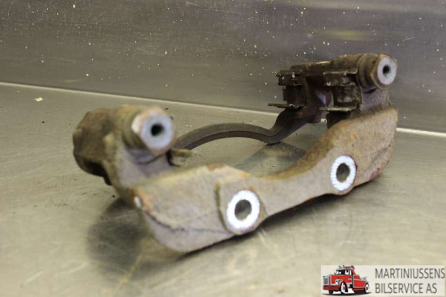 Bremsecaliper brakett til Peugeot 3008 2009-2016 (Type I)  (PEUGEOT|)