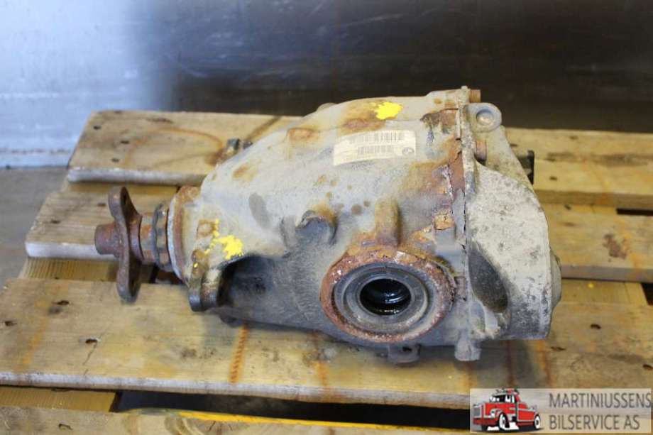 Kardang klokke bak til BMW 3-Serie 2012-2018 (F30/F31/F34) (F30/F31/F34) (BMW|2;81|)