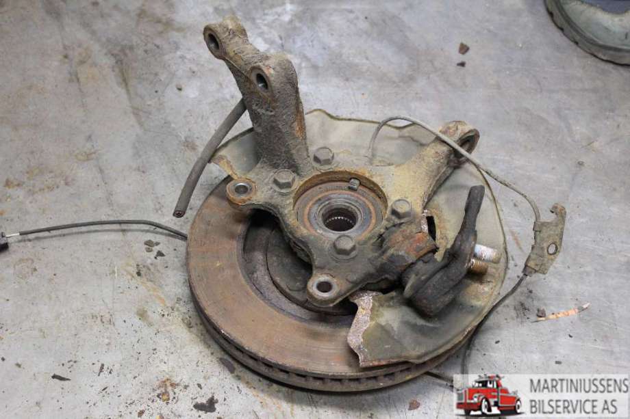 Hjulspindel høyre foran til Toyota RAV4 2006-2009 (Type III, Fase 1) (TOYOTA|)