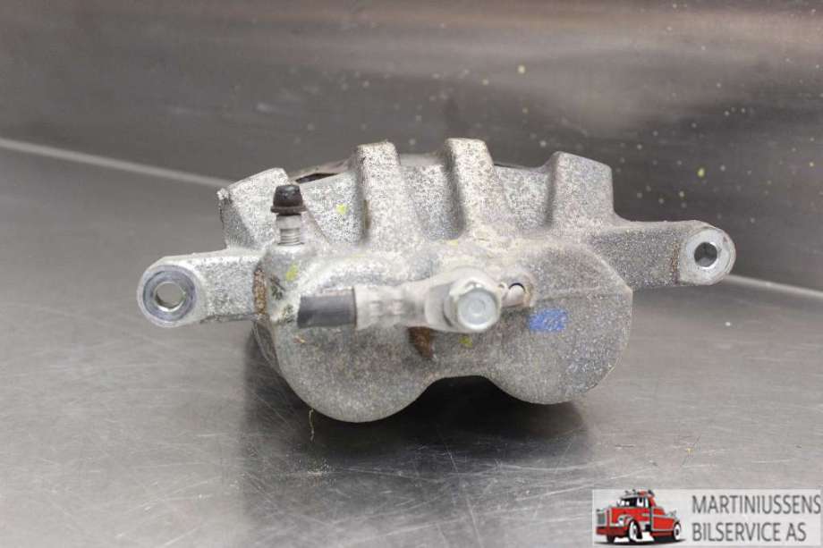 Bremsecaliper venstre foran til Toyota RAV4 2016-2019 (Type IV, Fase 2)  (TOYOTA|)