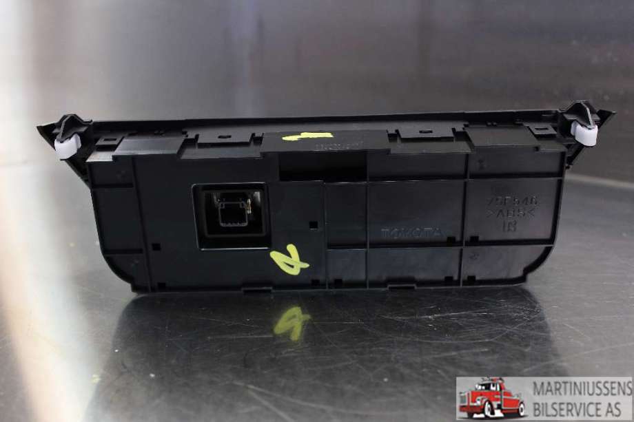 Varmeapparat betjening til Toyota RAV4 2016-2019 (Type IV, Fase 2)  (TOYOTA|)