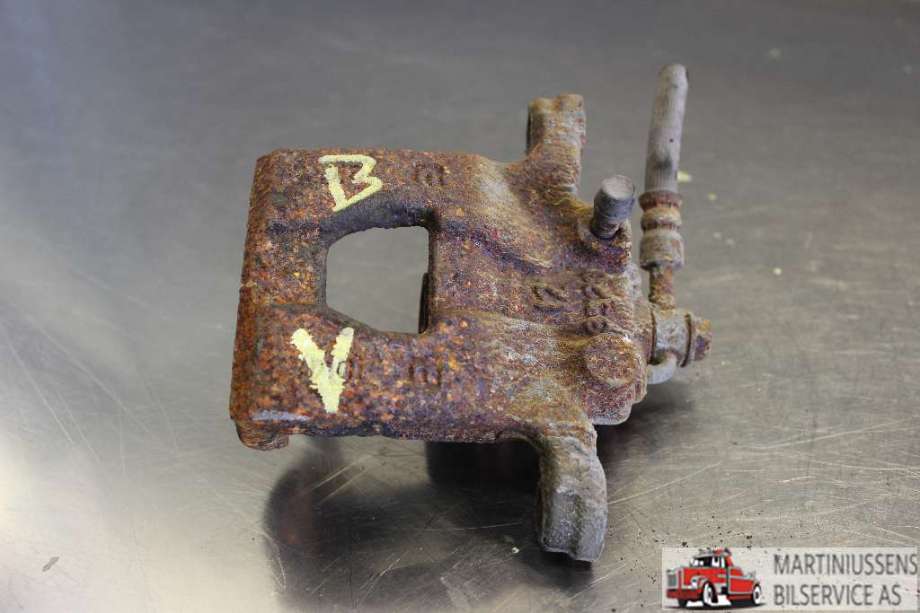 Bremsecaliper venstre bak til Nissan Qashqai, 2010-2014 (Type I, Fase 2)  (NISSAN|)