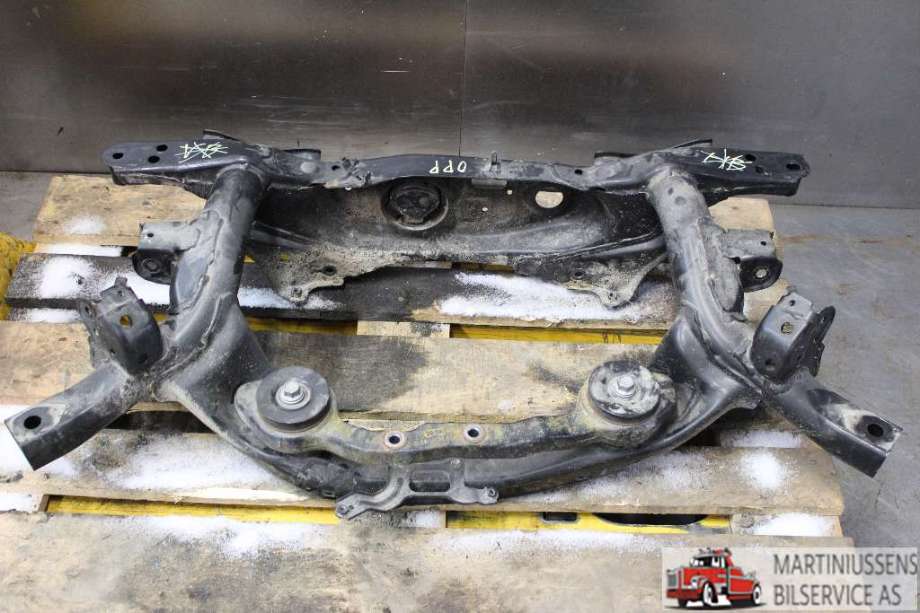 Travers bak til Toyota RAV4, 2016-2019 (Type IV, Fase 2)  (TOYOTA|)