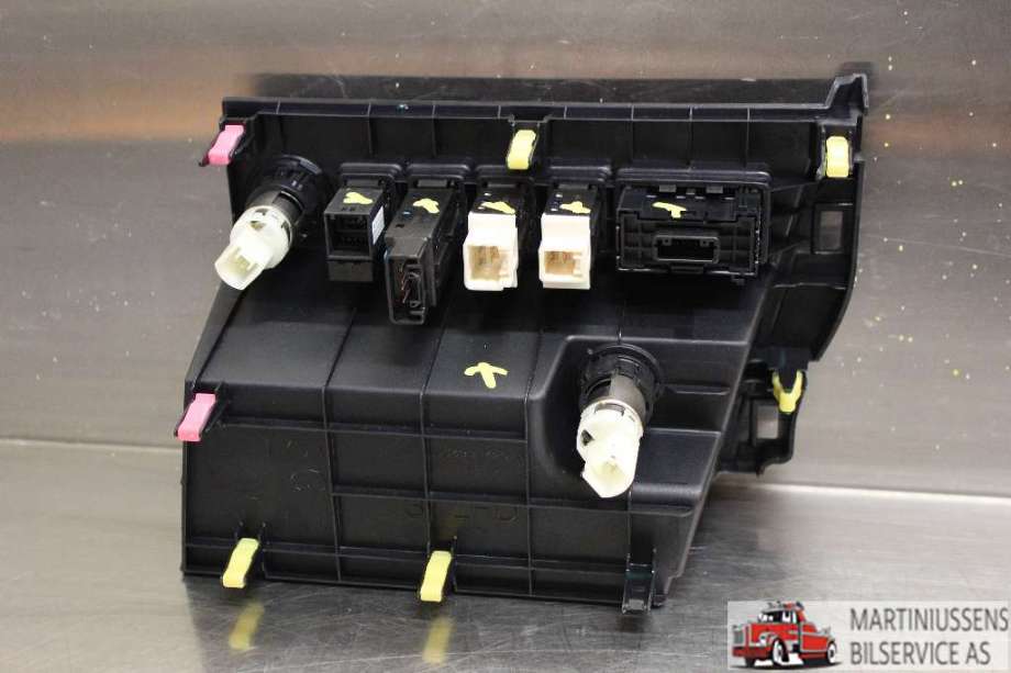 Bryter setevarme til Toyota RAV4 2016-2019 (Type IV, Fase 2)  (TOYOTA|)
