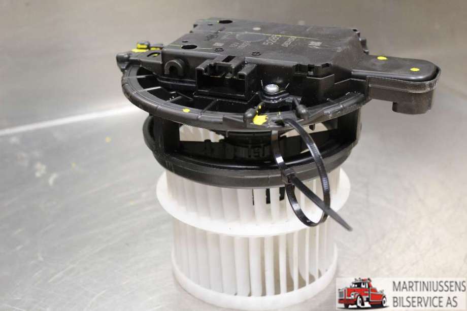 Varmeapparat motor til Toyota C-HR, 2016-->>  (TOYOTA|)