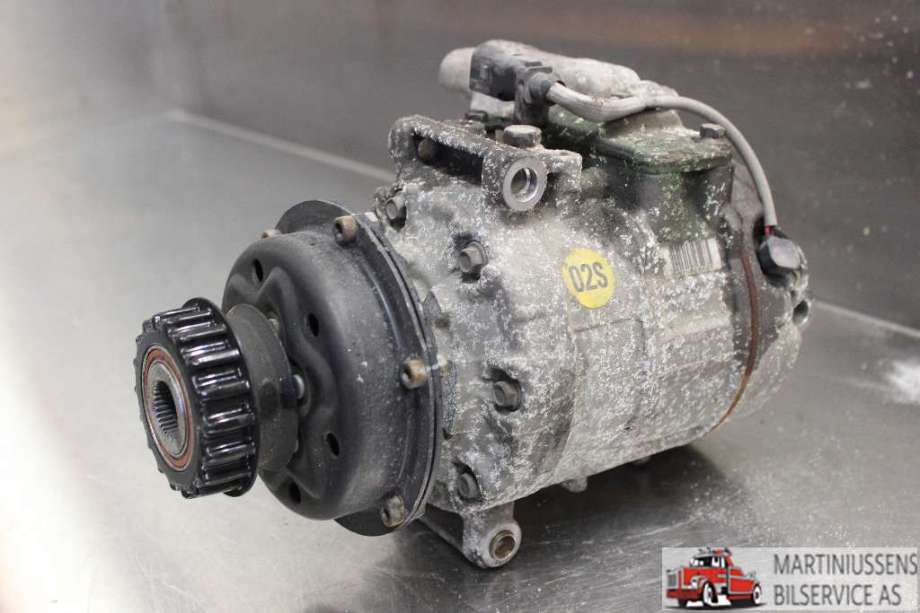 Aircondition kompressor til VW Transporter / Caravelle 2003-2009 (Fase 1) (T5) (T5) (VOLKSWAGEN|7HO820803F|)