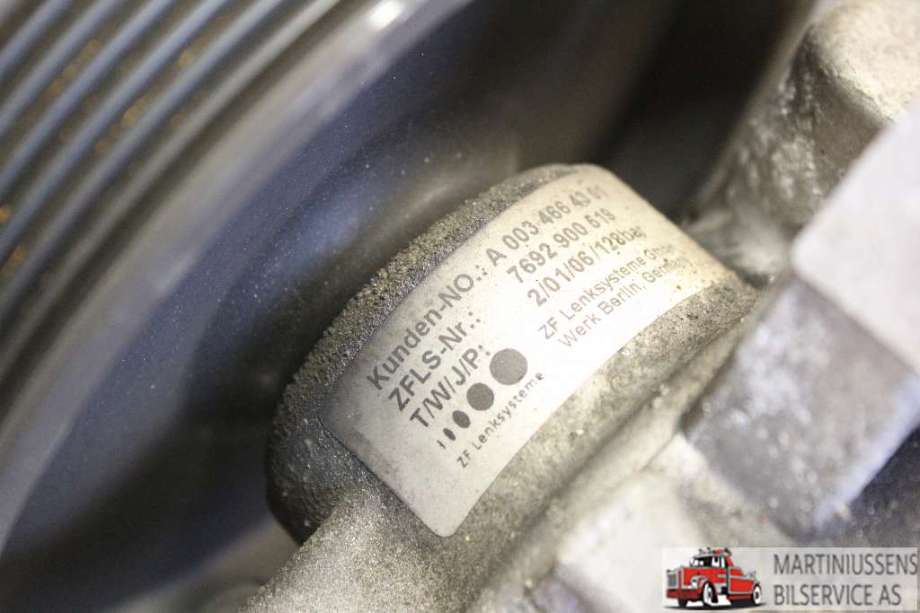 Servo pumpe mekanisk til Mercedes E-Klasse 2006-2009 (Fase 2) (W211) (W211) (MERCEDES|)