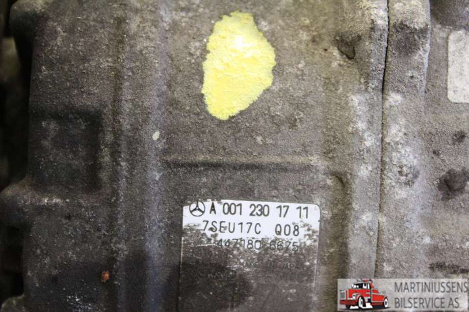 Aircondition kompressor til Mercedes Vito/Viano 2004-2010 (Fase 1) (W639) (W639) (MERCEDES|A0012301711|)