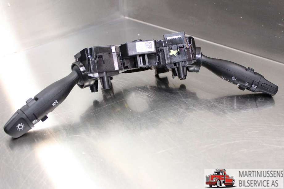 Bryter combi til Hyundai i20, 2015-2020 (Type II)  (HYUNDAI|93403C8960)