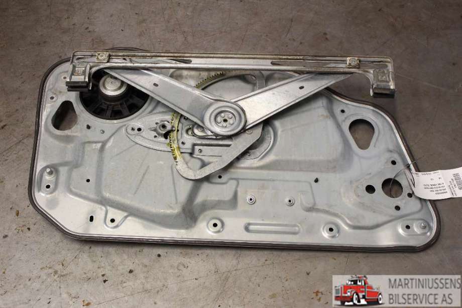 Ruteheis til Volvo V50 2007-2012 (Fase 2) (VOLVO|)