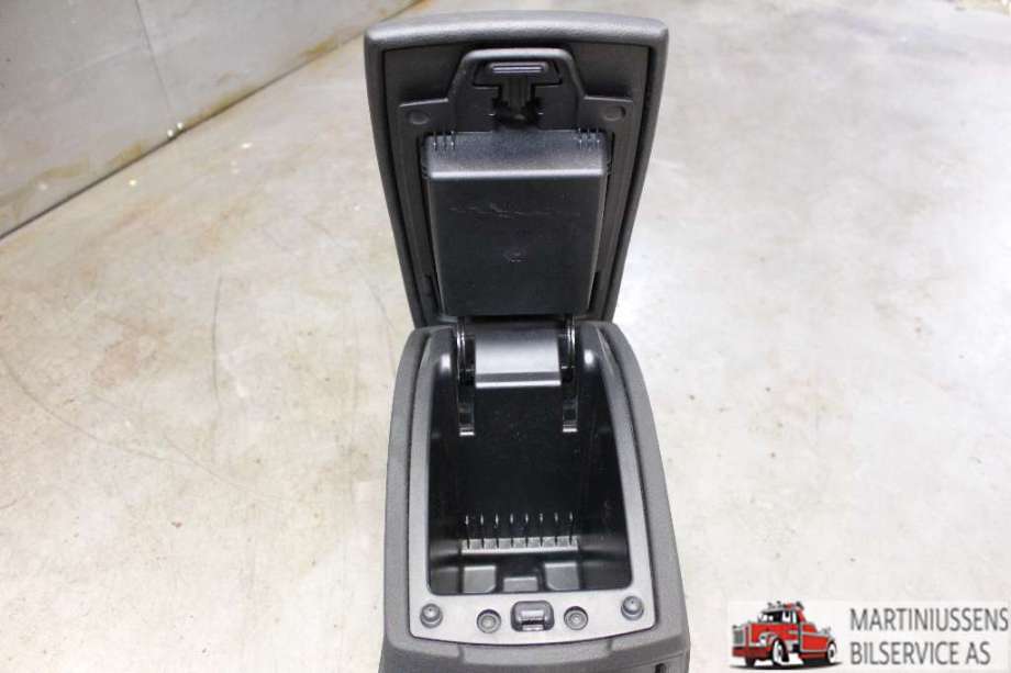 Sete armlene lokk til Ford Mondeo 2007-2010 (Type IV, Fase 1)  (FORD|)