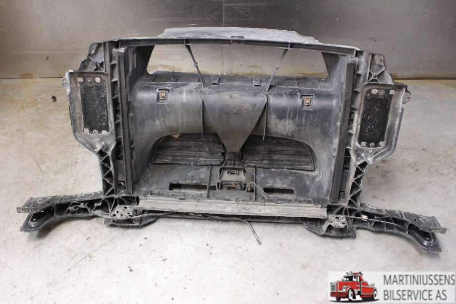 Karosseri front til BMW 1-Serie 2004-2011 (E81/E82/E87/E88) (E81/E82/E87/E88) (BMW|)