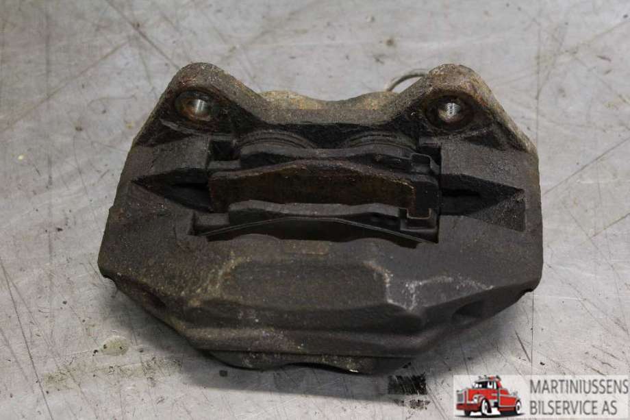 Bremsecaliper venstre foran til Toyota Hilux 2012-2016  (TOYOTA|)