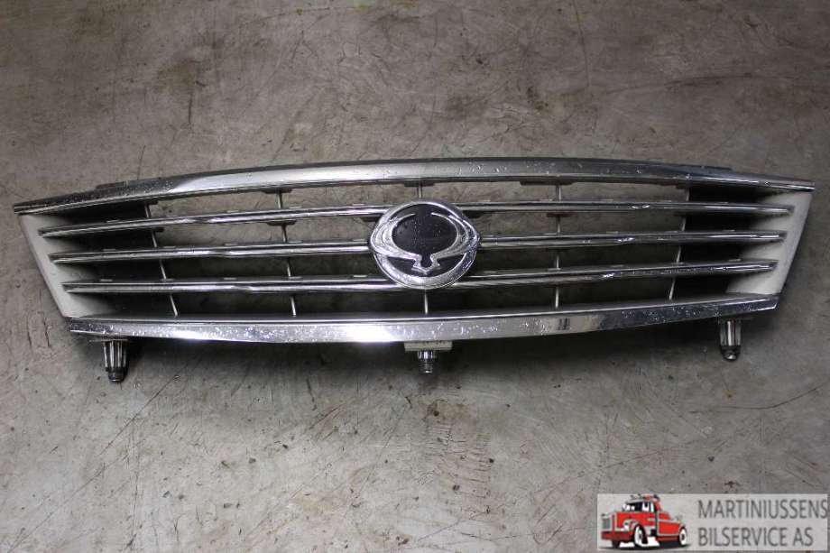 Grill til SsangYong Rexton W, 2014-2017 (Y290) (Y290) 