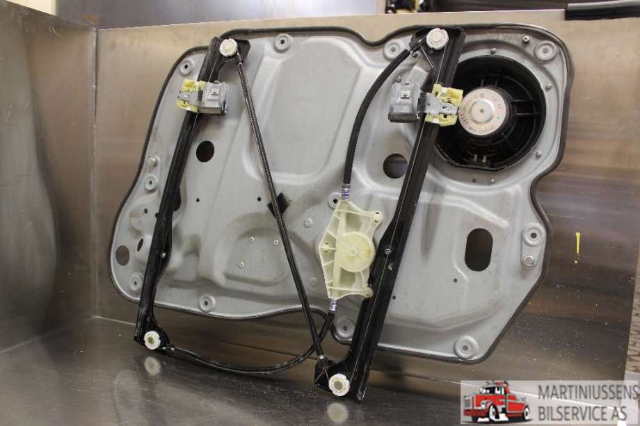 Ruteheis til VW Caddy 2010-2015 (Type III, Fase 2) (VOLKSWAGEN|)