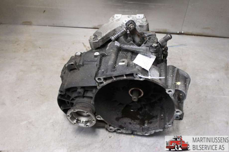 Girkasse manuell 6-trinn til VW Passat 2005-2010 (B6) (B6) (VOLKSWAGEN|HDU|)
