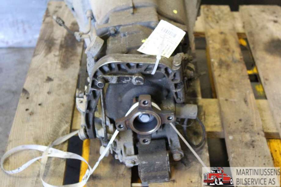 Girkasse manuell til Mercedes Vito/Viano 2010-2014 (Fase 2) (W639) (W639) (MERCEDES|A 639 260 08 00|)