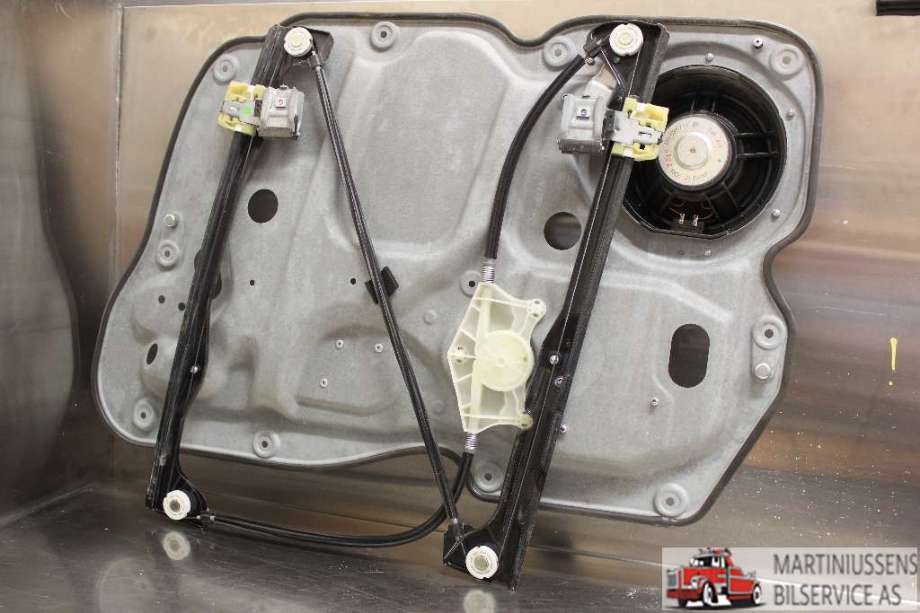 Ruteheis til VW Caddy 2010-2015 (Type III, Fase 2) (VOLKSWAGEN|)