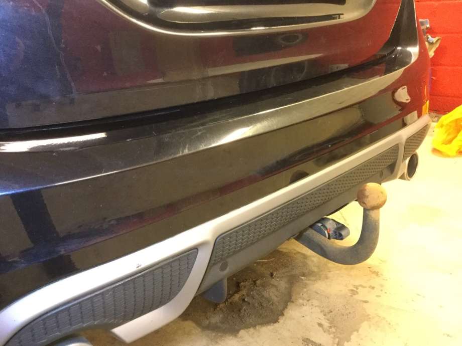 Støtfanger bak til Volvo V60 2010-2013 (Type I, Fase 1)  (VOLVO|)