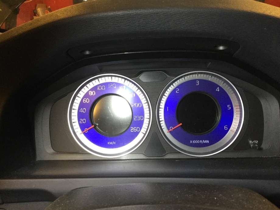 Speedometer til Volvo V60, 2010-2013 (Type I, Fase 1)  (VOLVO|31343495AA)