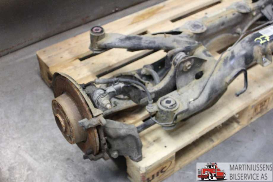Travers bak til VW Golf VII 2012-2017 (Fase 1)  (VOLKSWAGEN|)