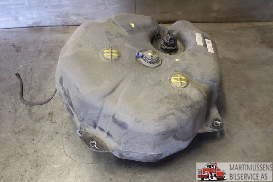 AdBlue tank til Mercedes E-Klasse, 2013-2016 (Fase 2) (W212) (W212) (MERCEDES|A2124700200Z01)