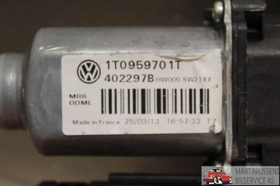 Ruteheis venstre til VW Caddy 2010-2015 (Type III, Fase 2)  (VOLKSWAGEN|1T0959701T|)