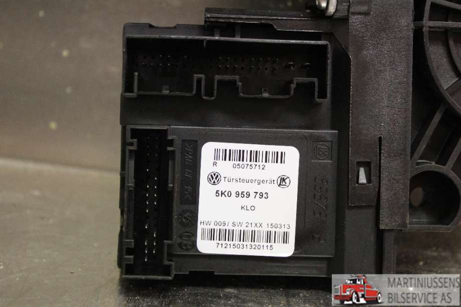 Ruteheis venstre til VW Caddy 2010-2015 (Type III, Fase 2)  (VOLKSWAGEN|1T0959701T|)