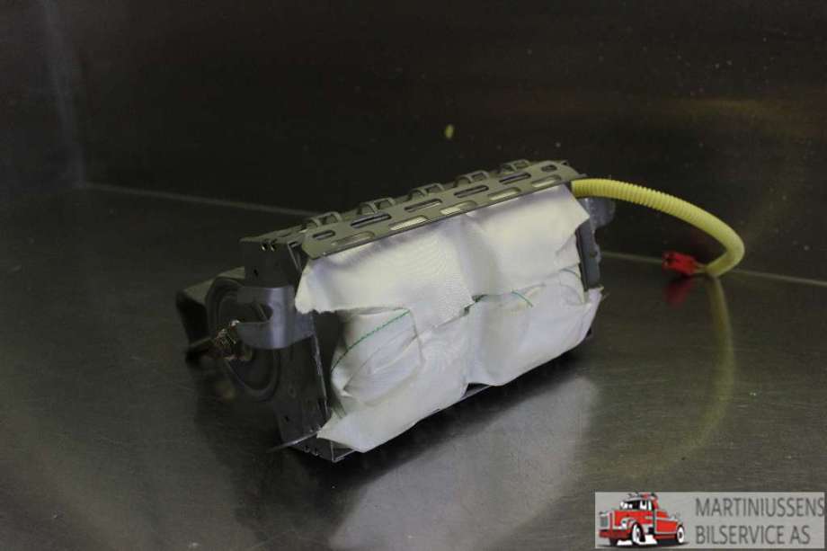 Airbag passasjer til Nissan Patrol 2004-2010 (Fase 2) (Y61) (Y61) (NISSAN|)