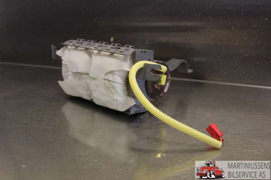 Airbag passasjer til Nissan Patrol 2004-2010 (Fase 2) (Y61) (Y61) (NISSAN|)