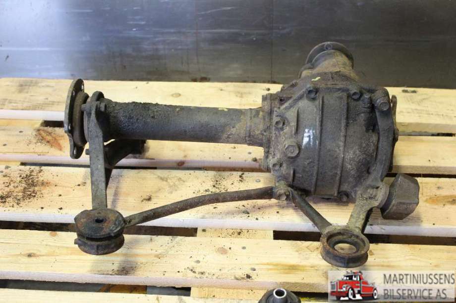 Kardang til Toyota Hiace 2007-2012 (Fase 3)  (TOYOTA|)
