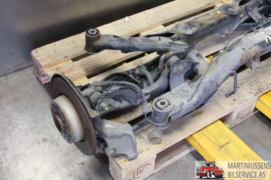 Travers bak til Audi A3 2012-2016 (Type III, Fase 1)  (AUDI|)