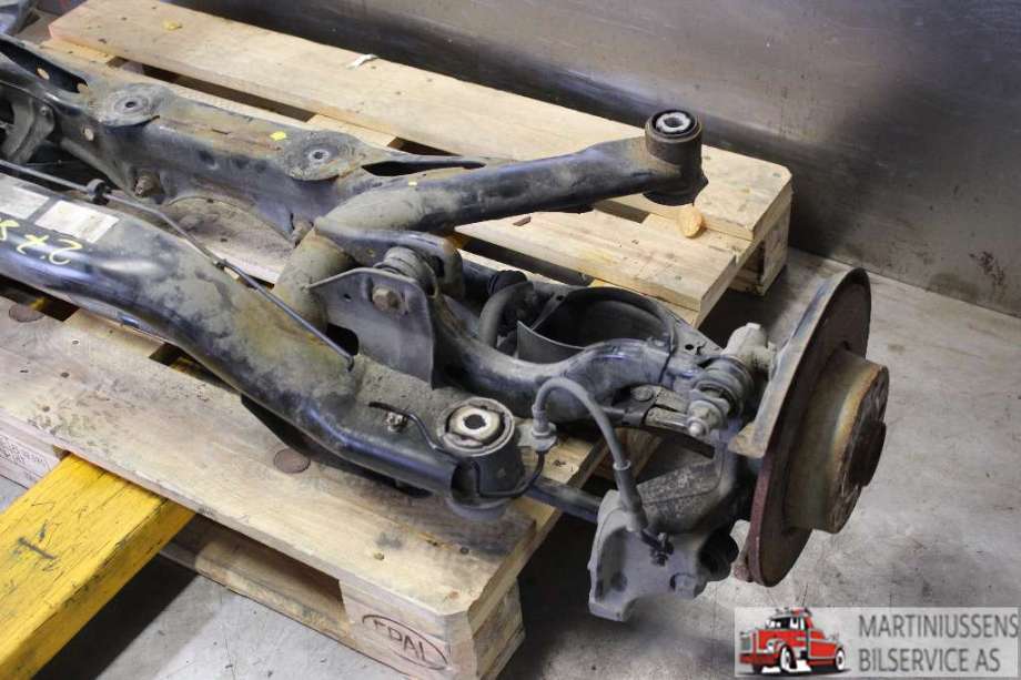 Travers bak til Audi A3 2012-2016 (Type III, Fase 1)  (AUDI|)